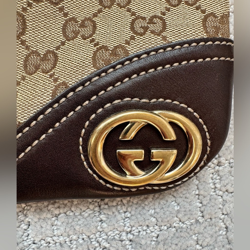 Vintage Gucci Medium Canvas Hobo Bag - Picture 2 of 12